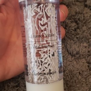Chantecaille Essence Vitale Serum